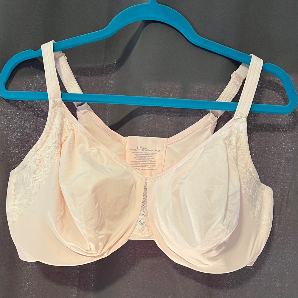 Olga  Pale Pink Full Coverage Underwire Bra with Lace Trim
